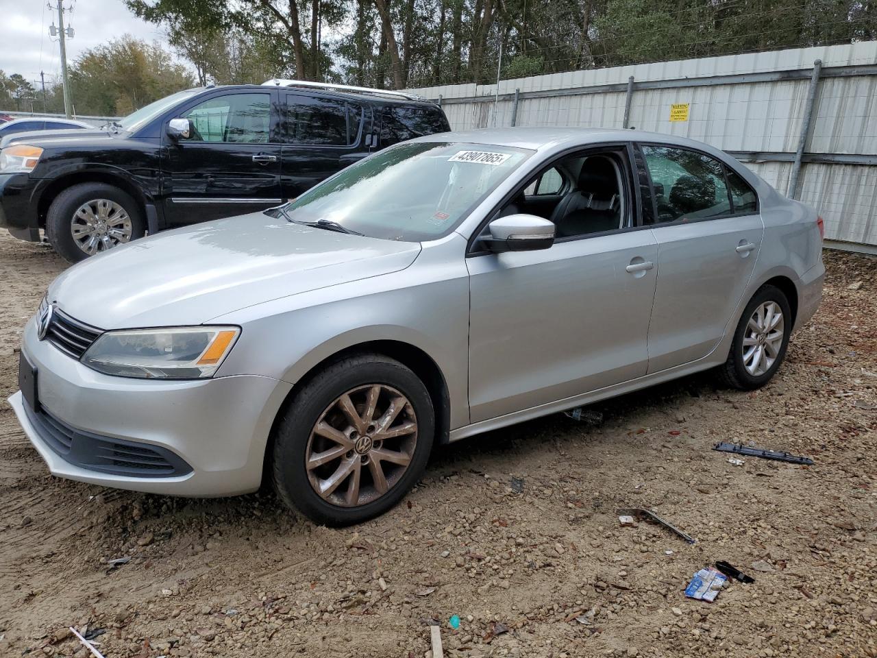 2011 VOLKSWAGEN JETTA