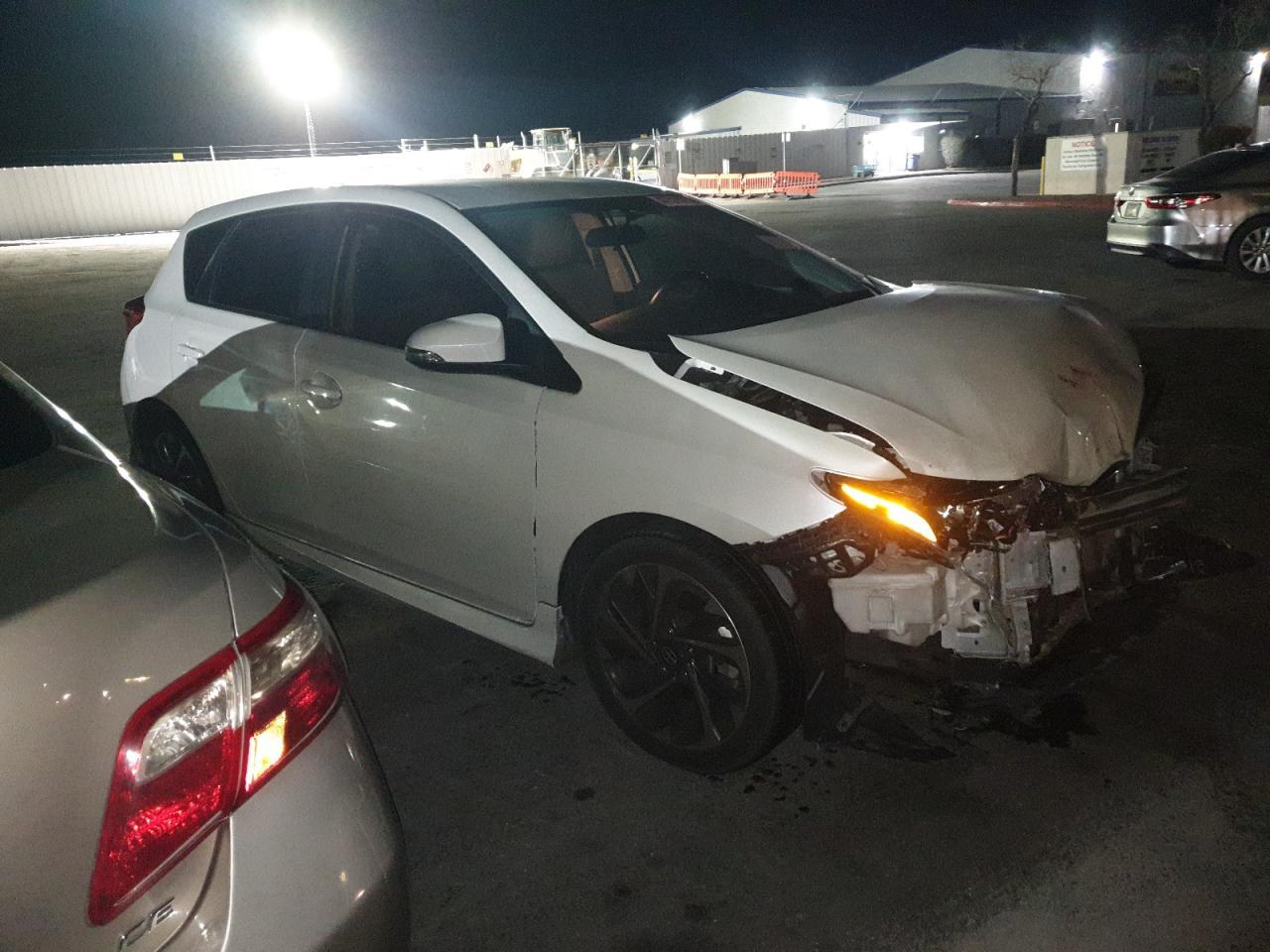 2016 TOYOTA SCION