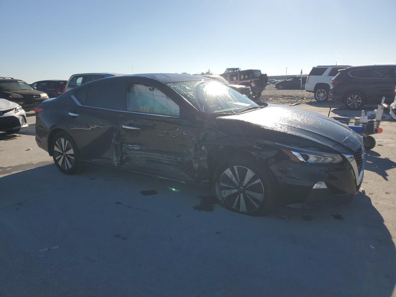 2022 NISSAN ALTIMA