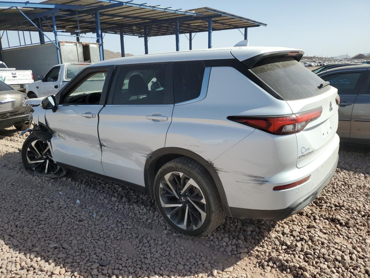 2022 MITSUBISHI outlander