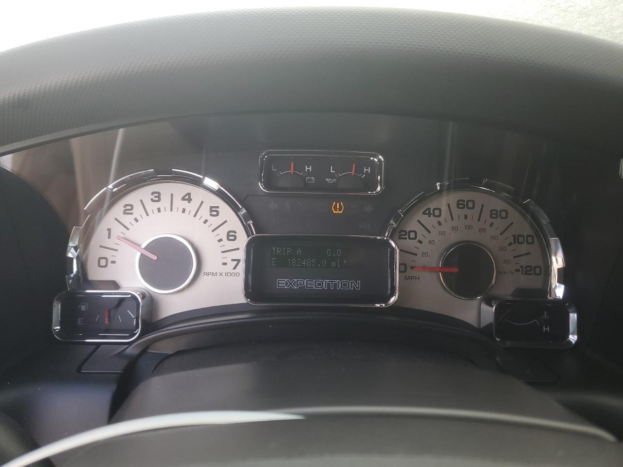 2009 FORD Expedition