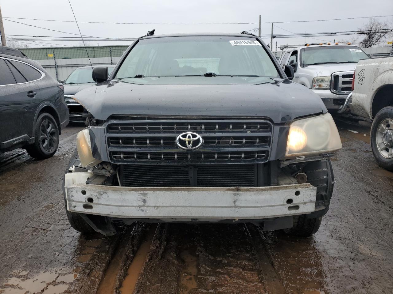 2001 TOYOTA HIGHLANDER