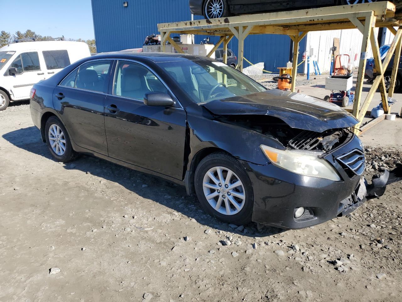2010 TOYOTA CAMRY