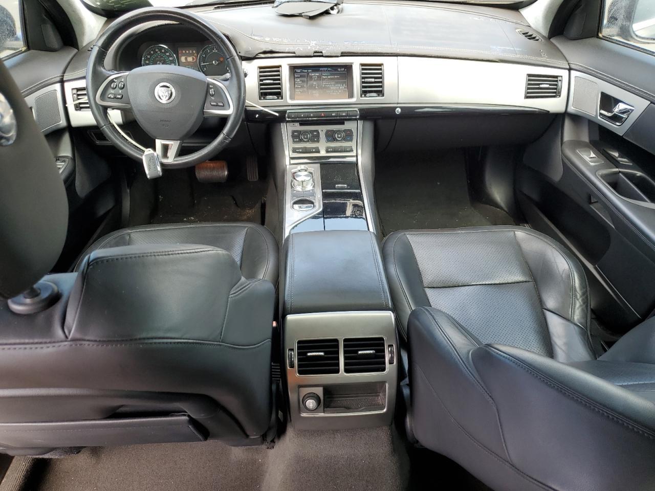 2012 JAGUAR XF