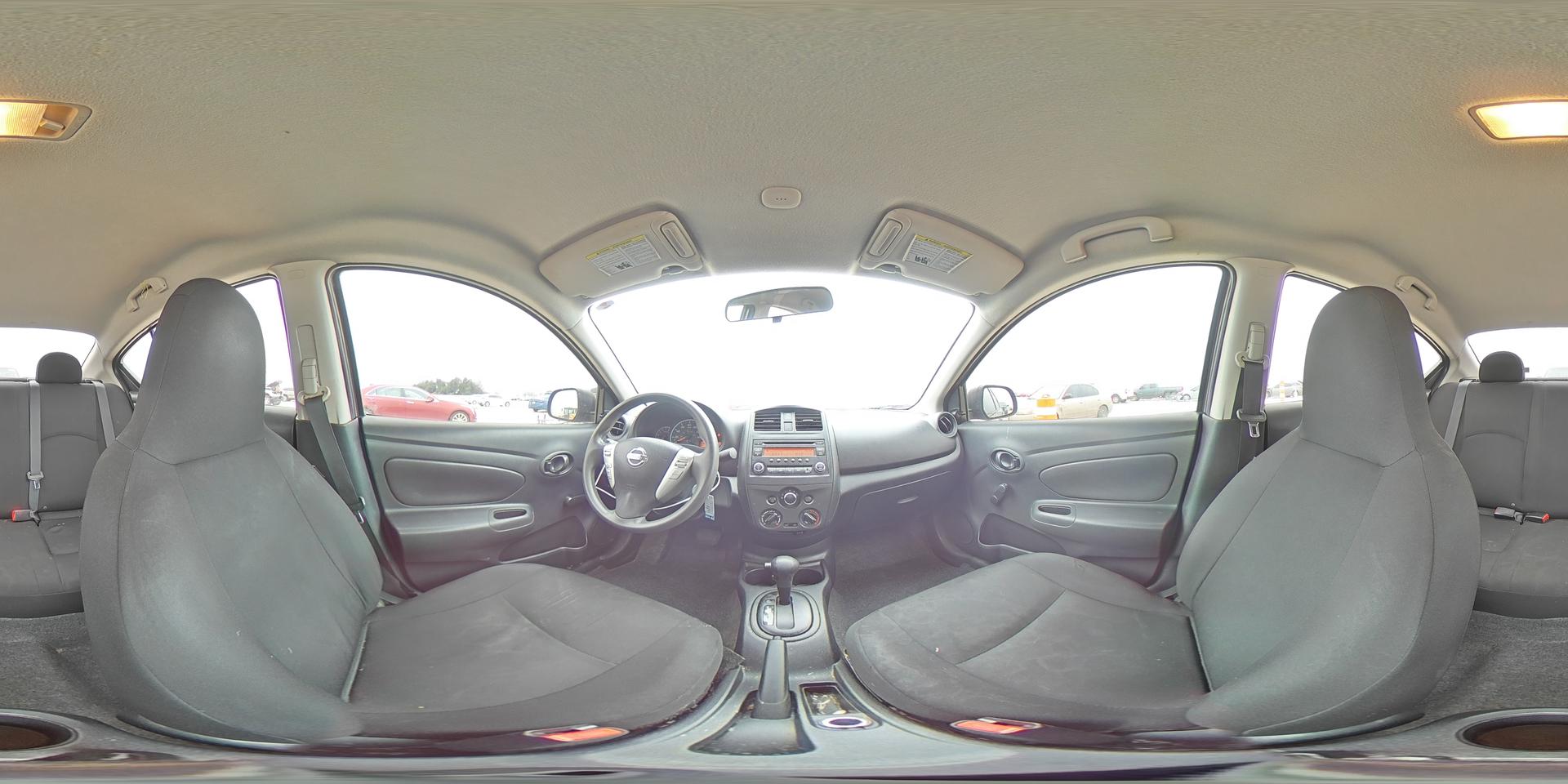 2015 NISSAN VERSA