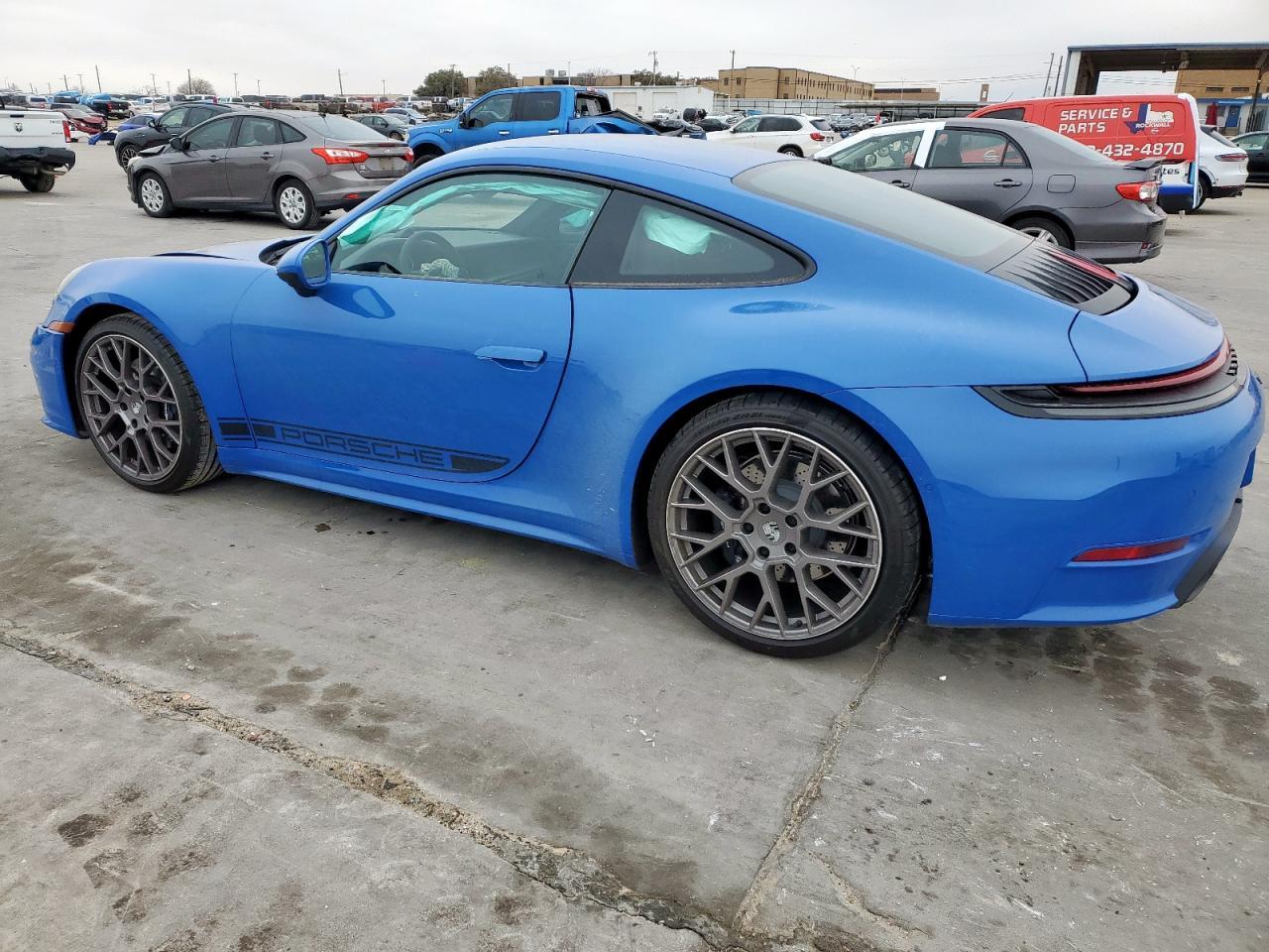 2025 PORSCHE 911