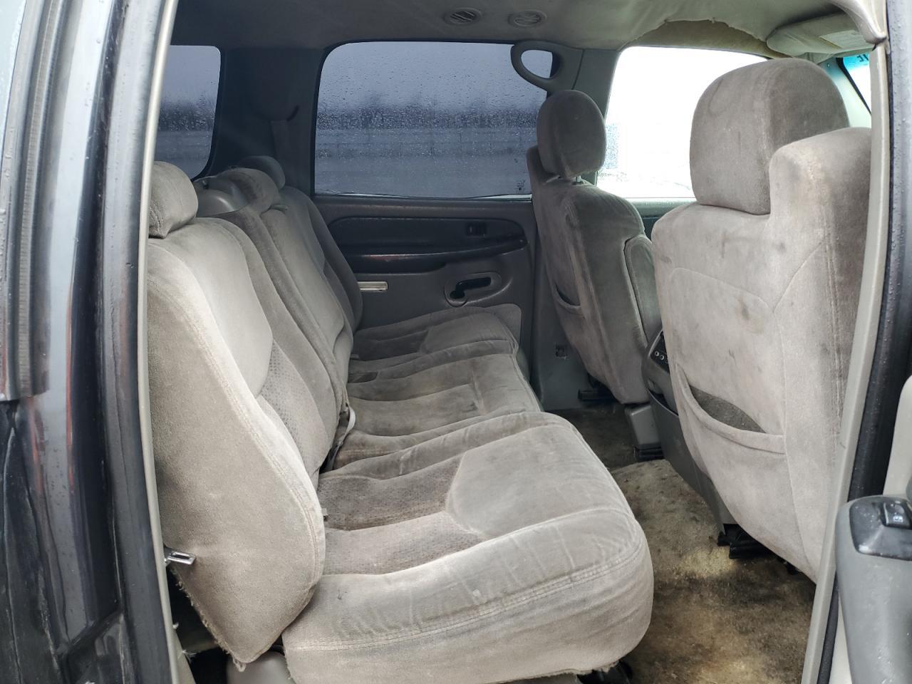 2003 CHEVROLET Suburban