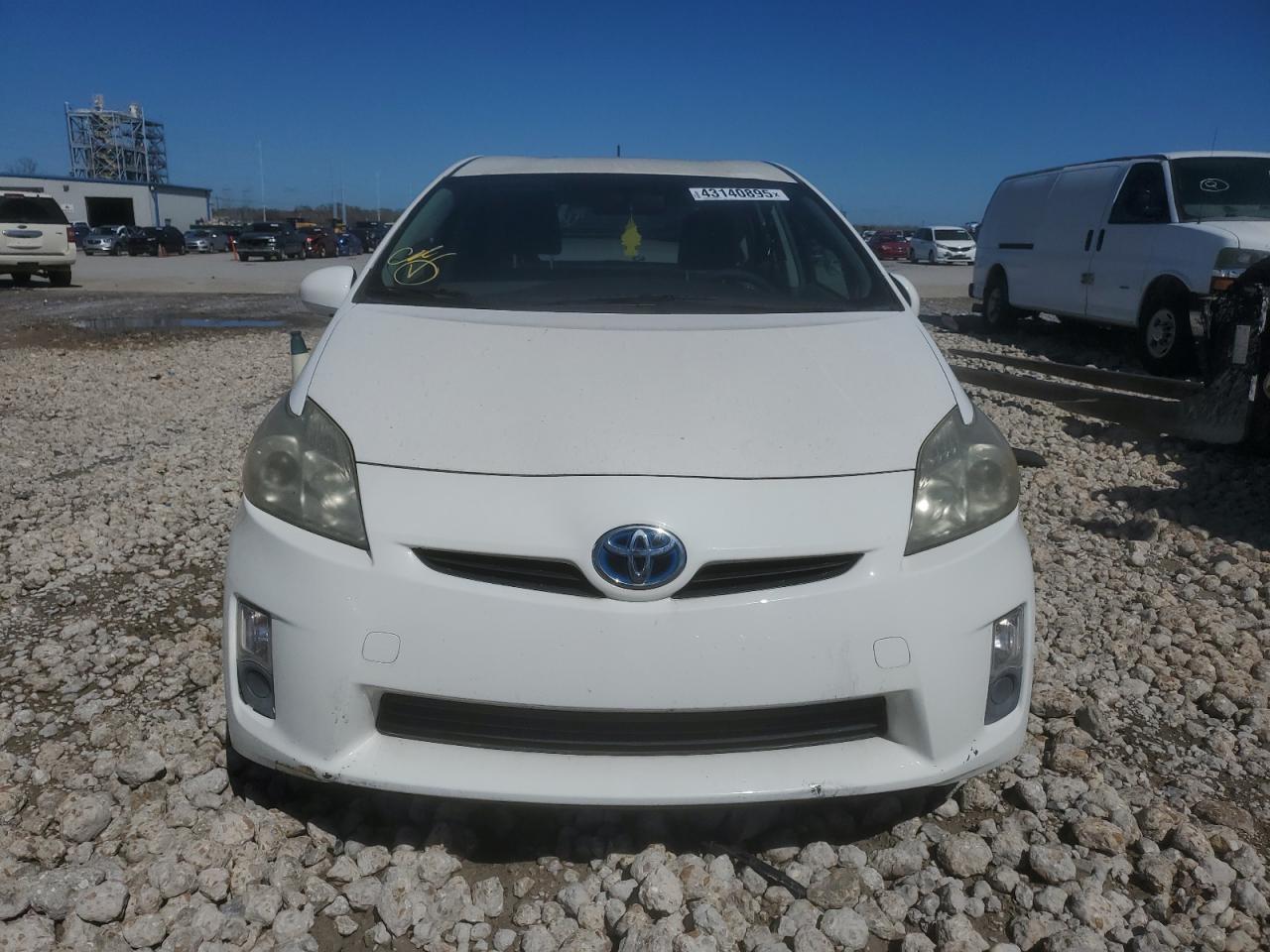 2011 TOYOTA PRIUS