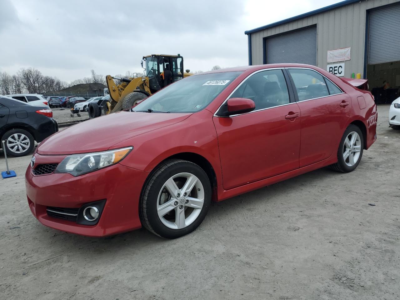 2014 TOYOTA CAMRY
