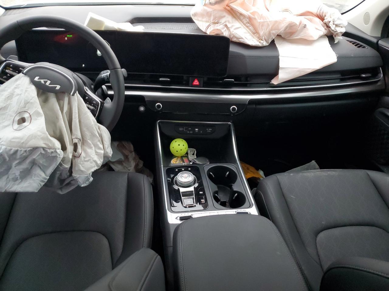 2025 KIA Carnival