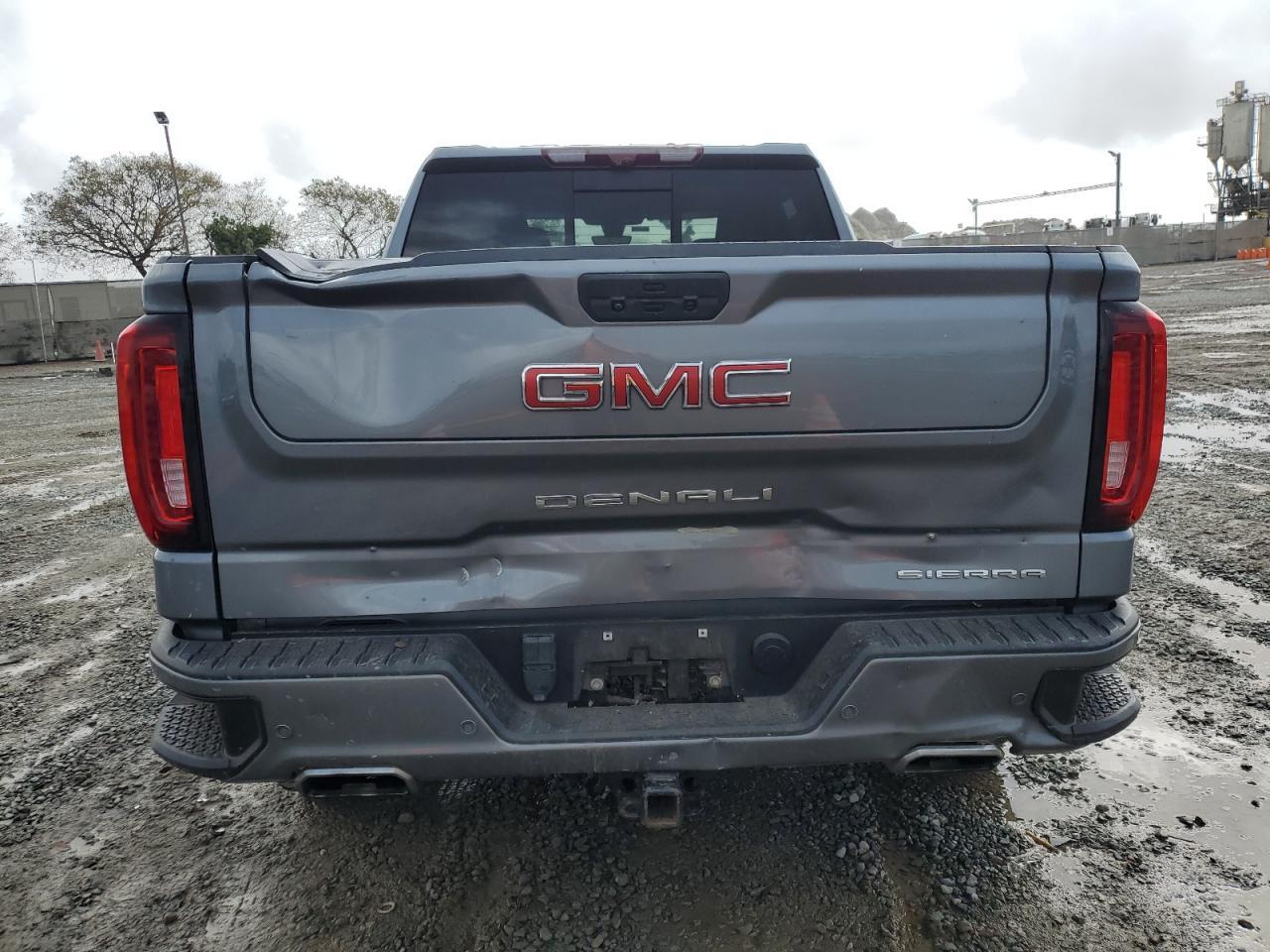 2022 GMC Sierra