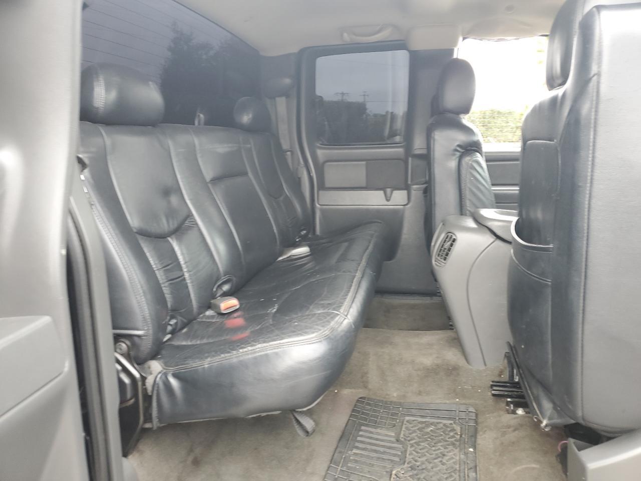 2005 GMC Sierra