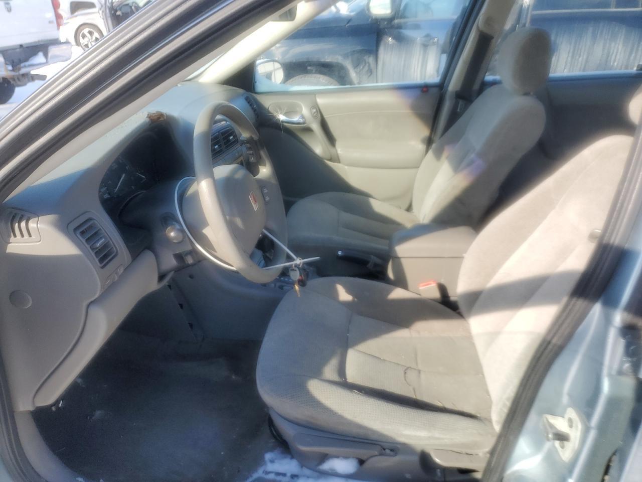 2002 SATURN L200