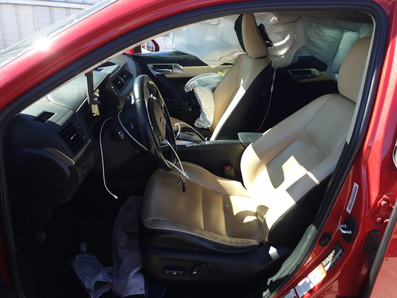 2016 LEXUS CT 200