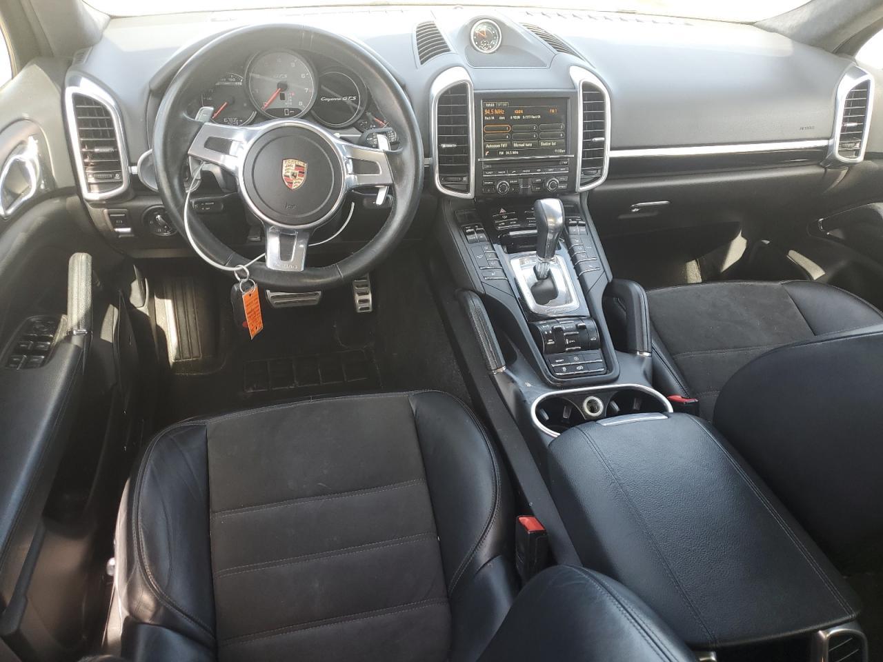 2014 PORSCHE CAYENNE
