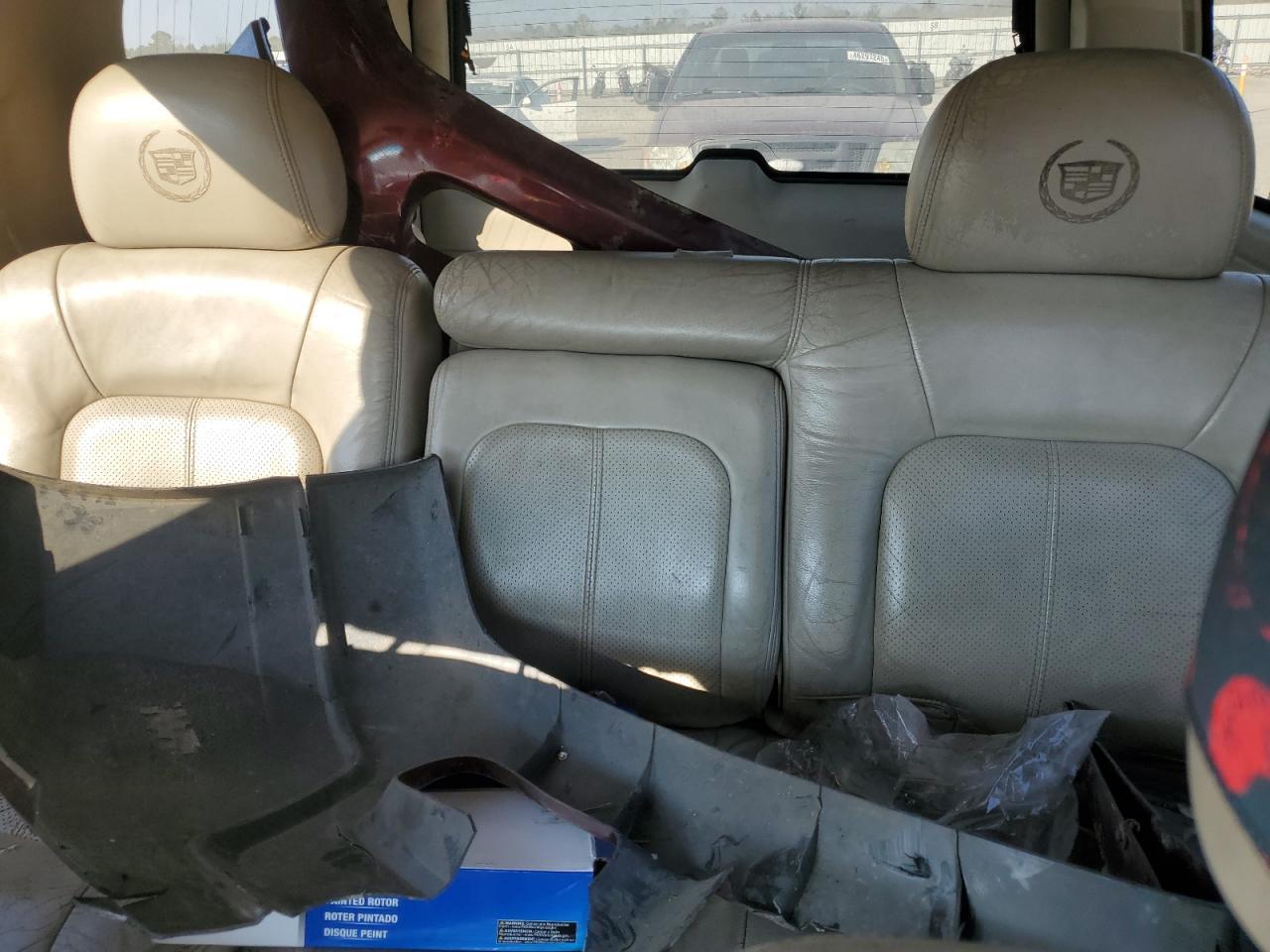 2002 CADILLAC ESCALADE
