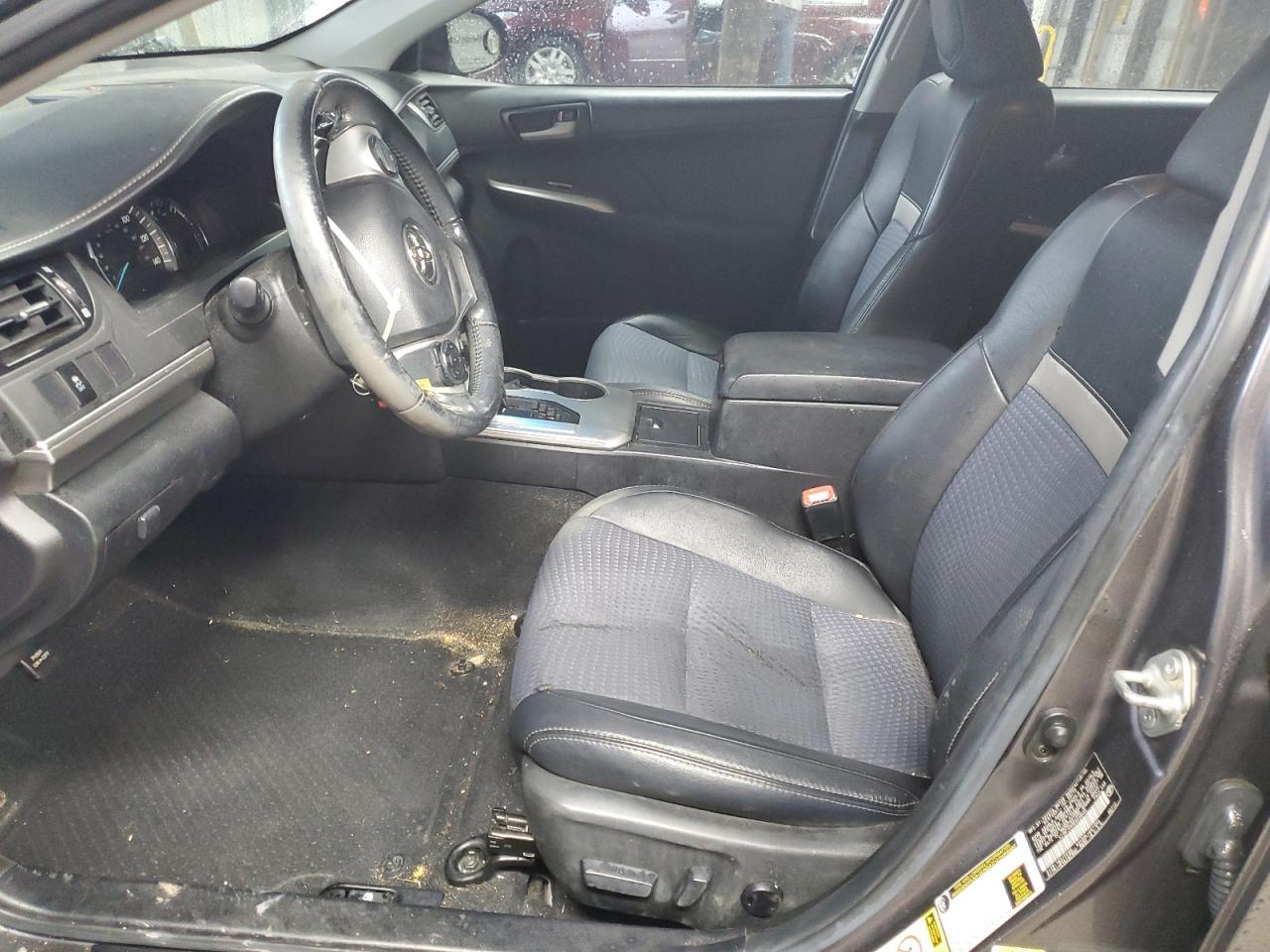 2014 TOYOTA CAMRY