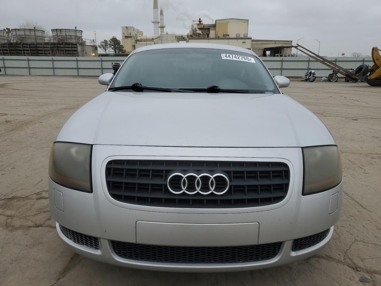 2005 AUDI TT