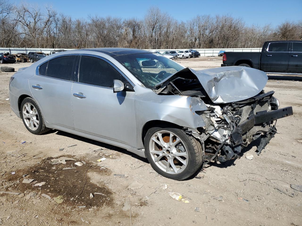 2012 NISSAN Maxima