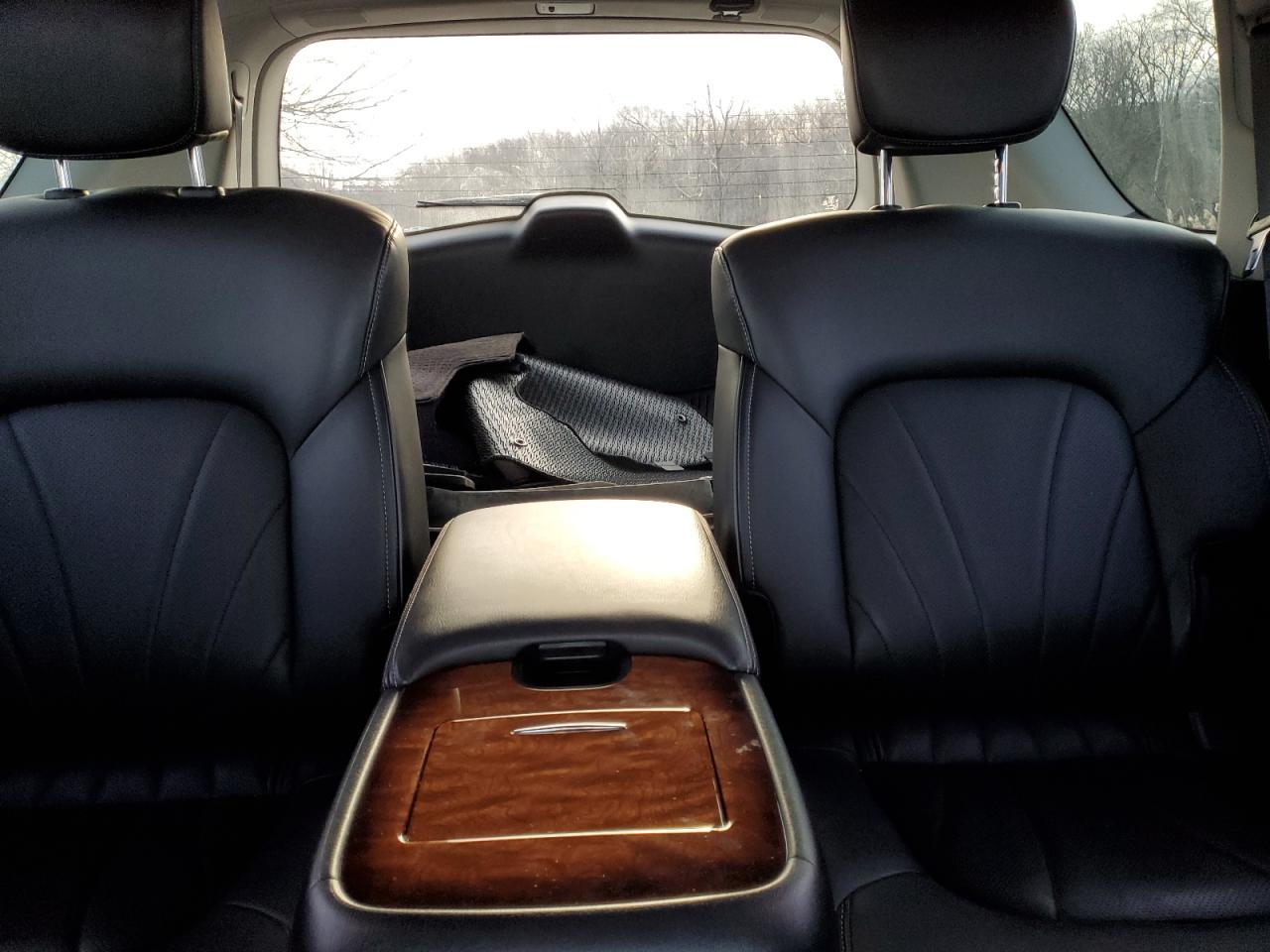 2017 INFINITI QX80