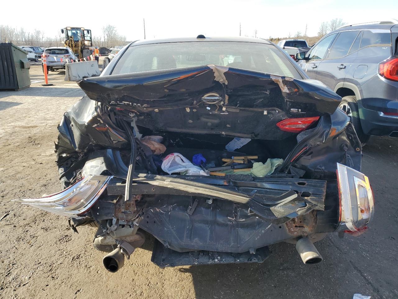 2017 NISSAN ALTIMA