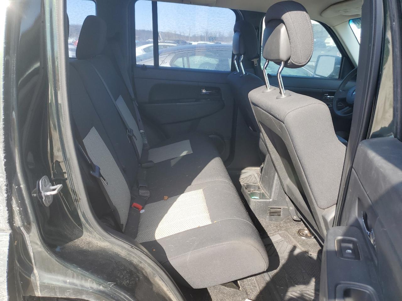 2010 JEEP Liberty