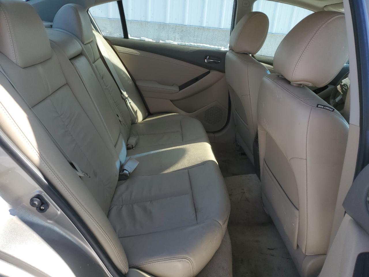 2012 NISSAN ALTIMA