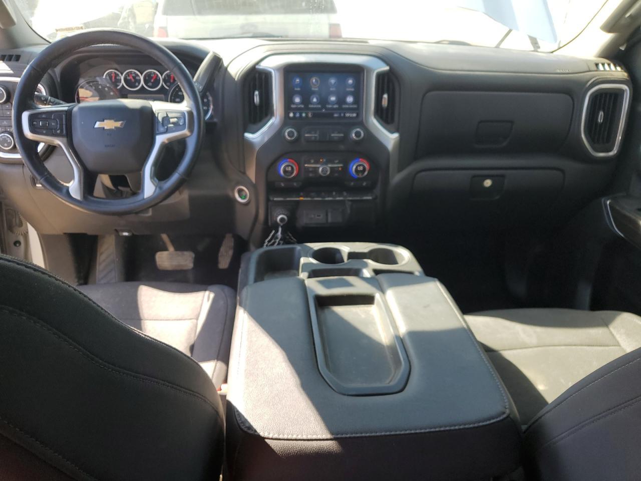 2021 CHEVROLET Silverado