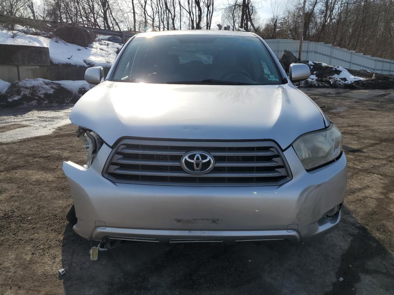 2010 TOYOTA HIGHLANDER