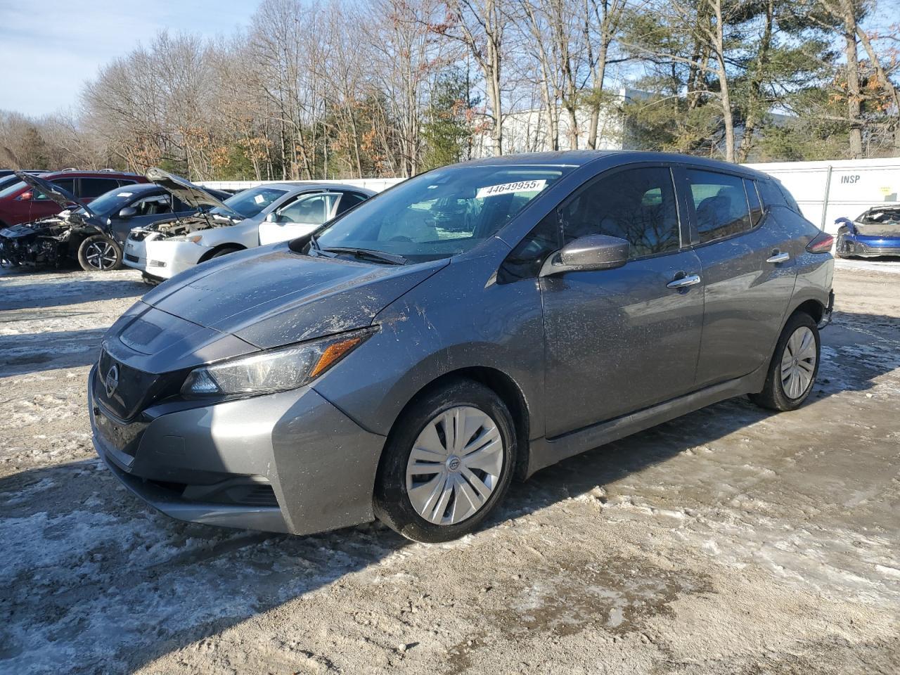 2023 NISSAN LEAF