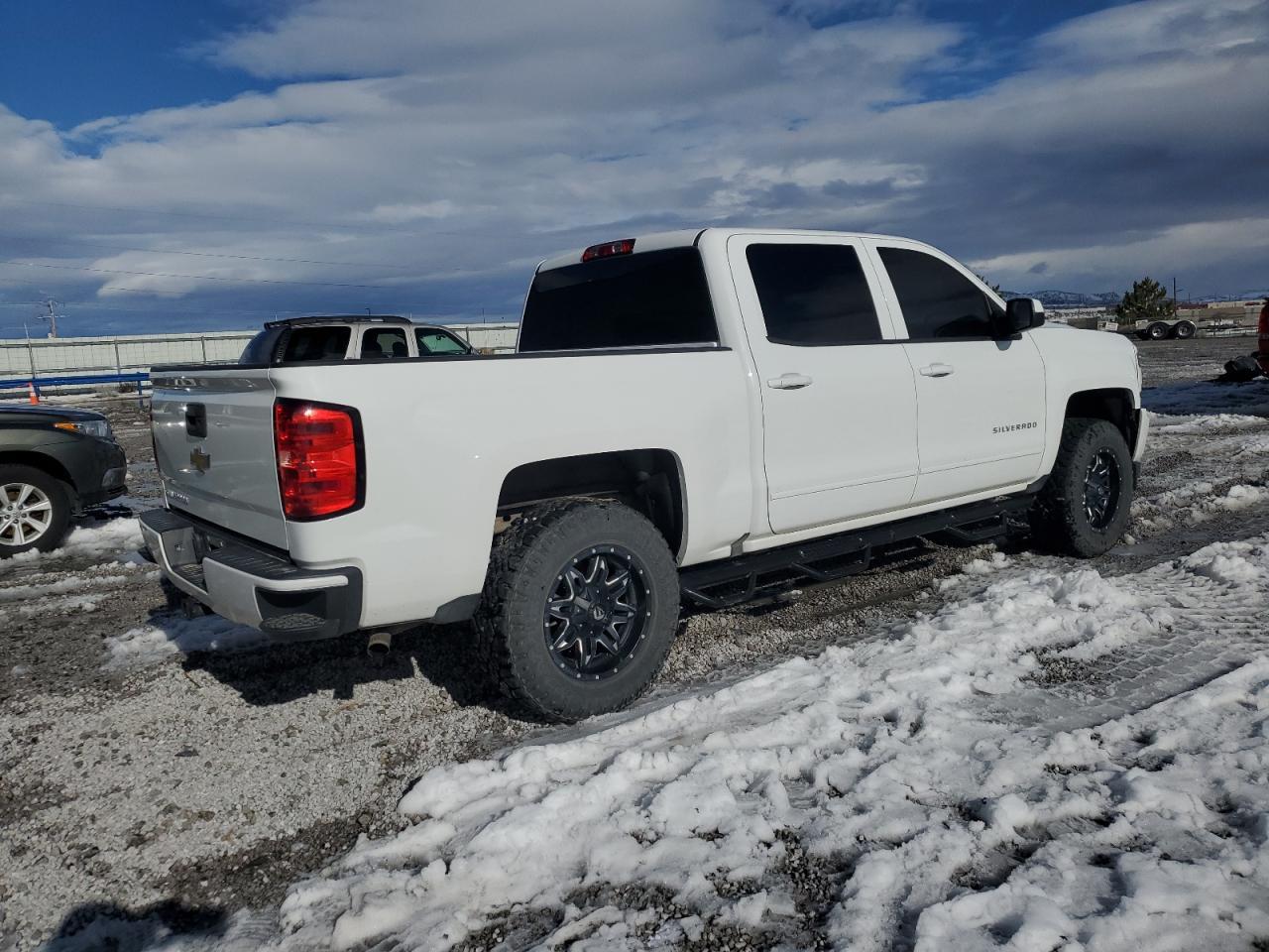 2018 CHEVROLET Silverado