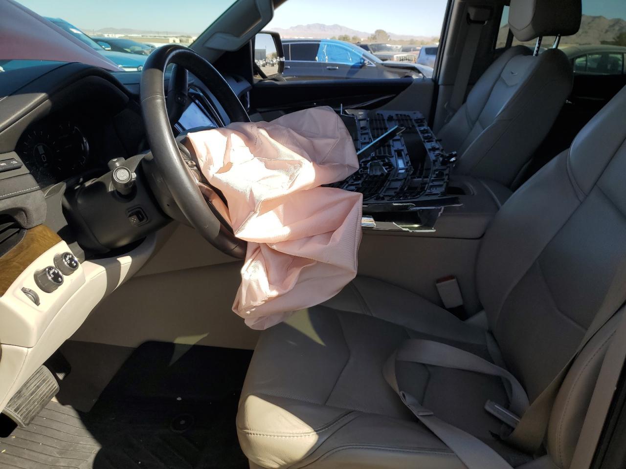 2018 CADILLAC ESCALADE