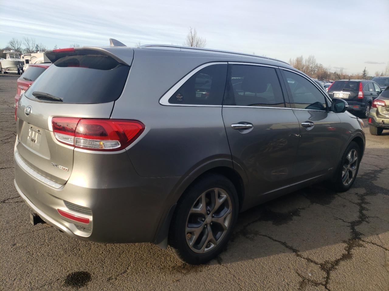2016 KIA SORENTO