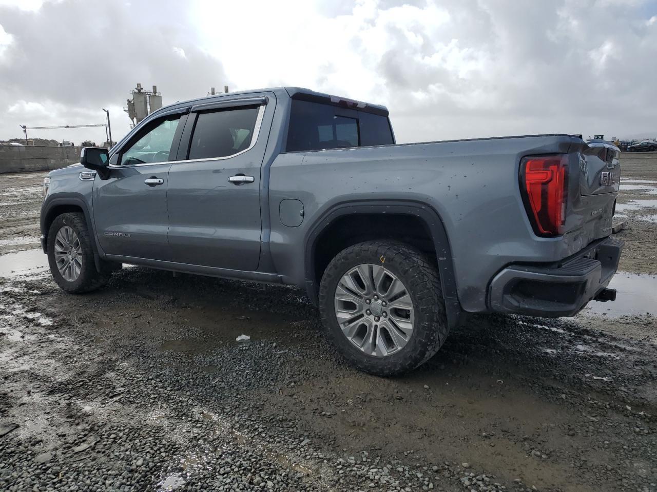 2022 GMC Sierra