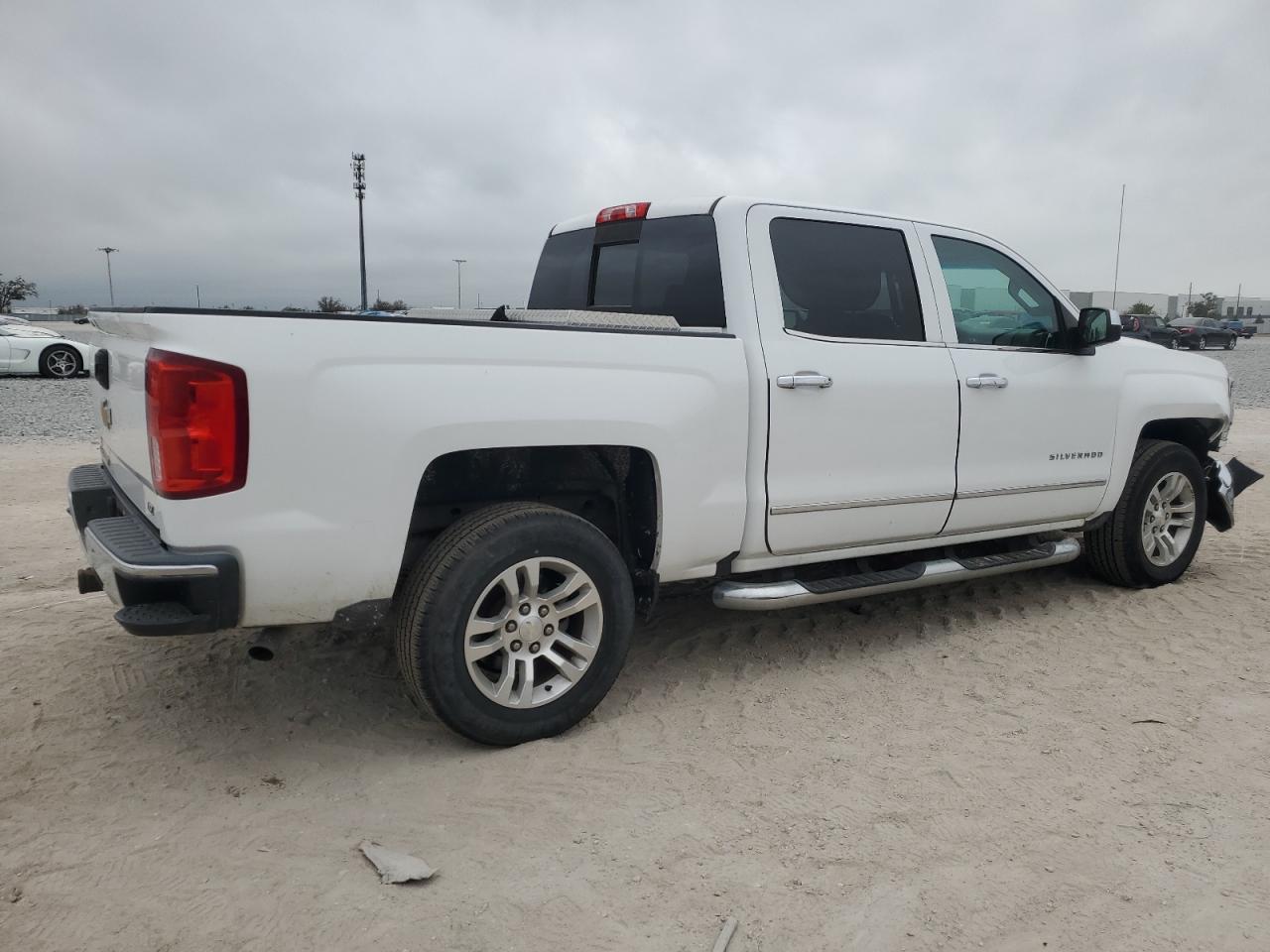 2017 CHEVROLET Silverado