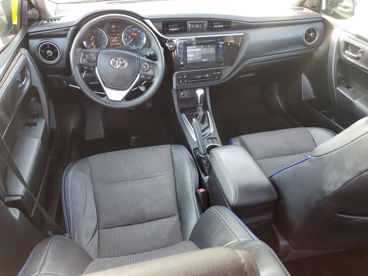 2017 TOYOTA COROLLA
