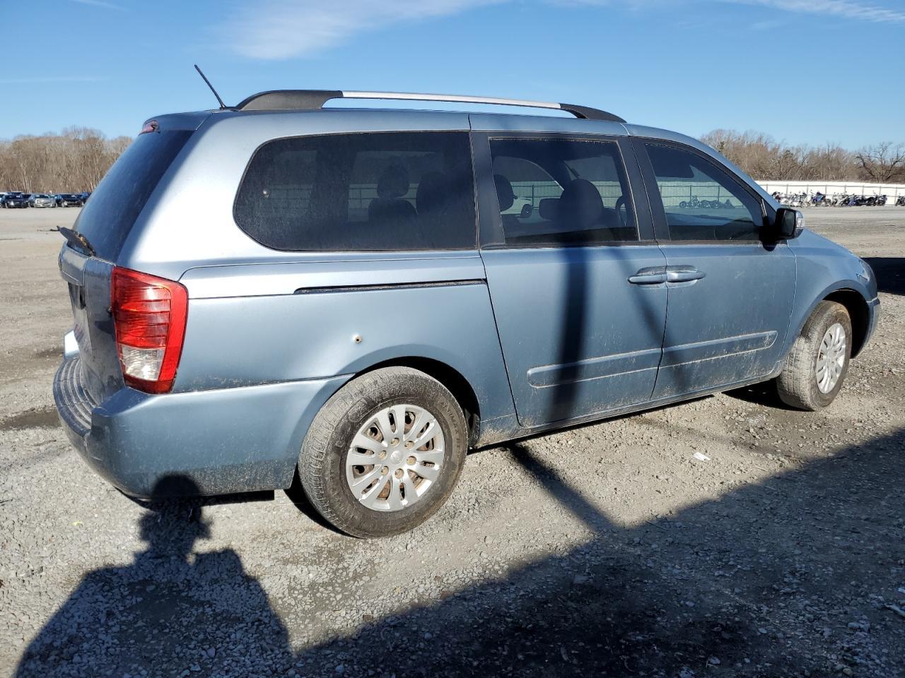 2014 KIA SEDONA