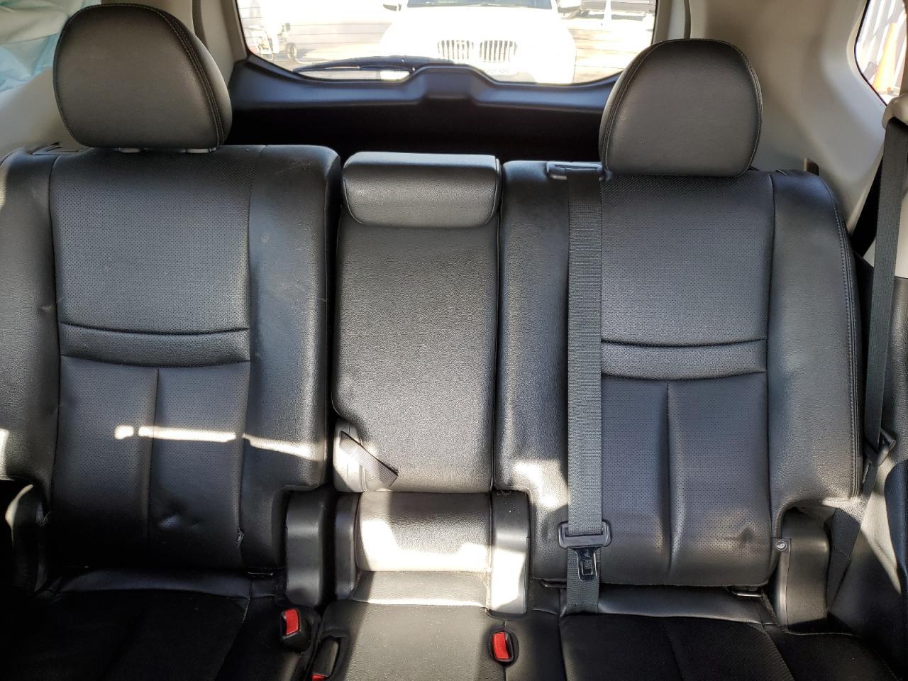 2019 NISSAN ROGUE