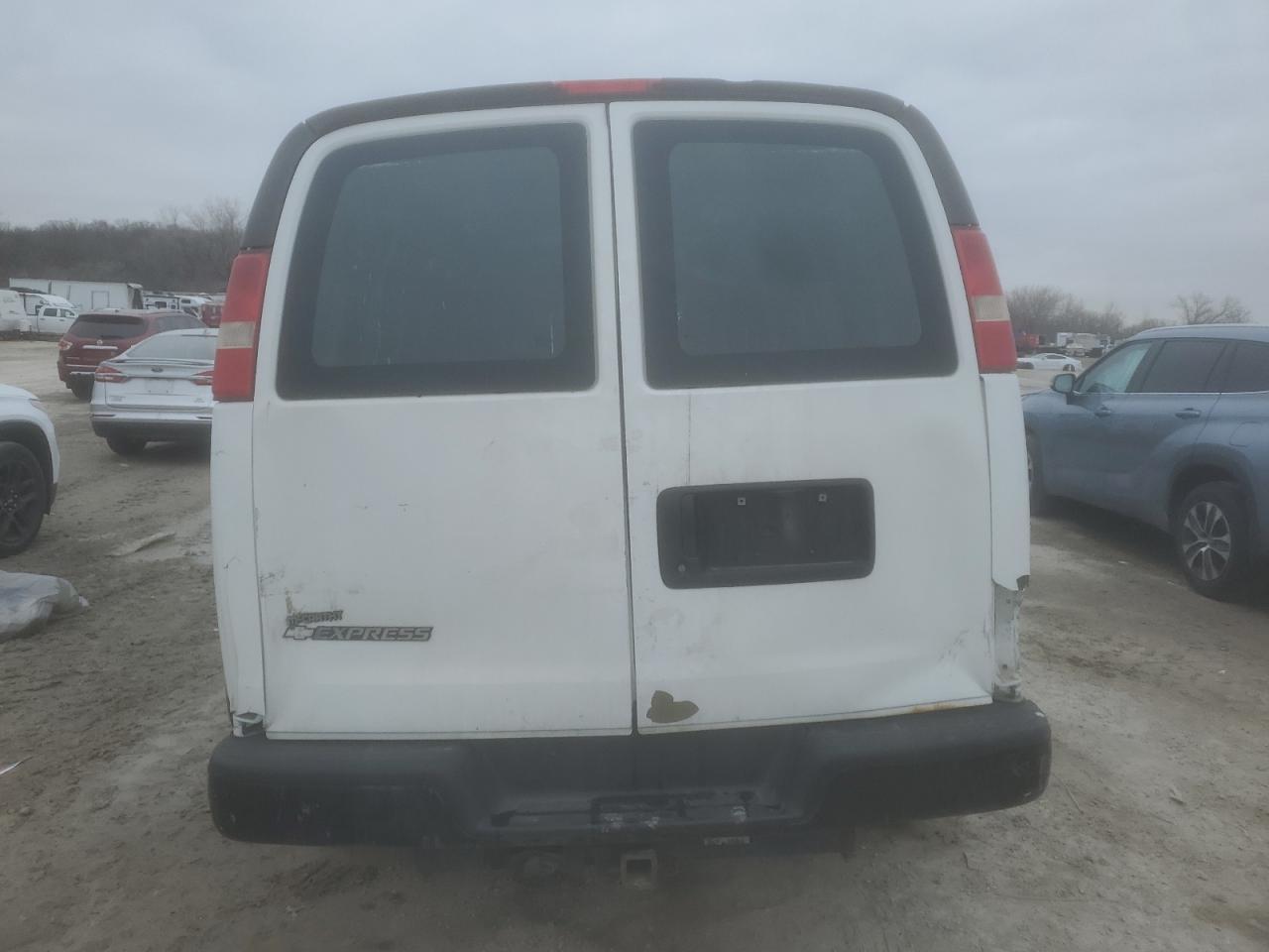 2012 CHEVROLET EXPRESS 2500