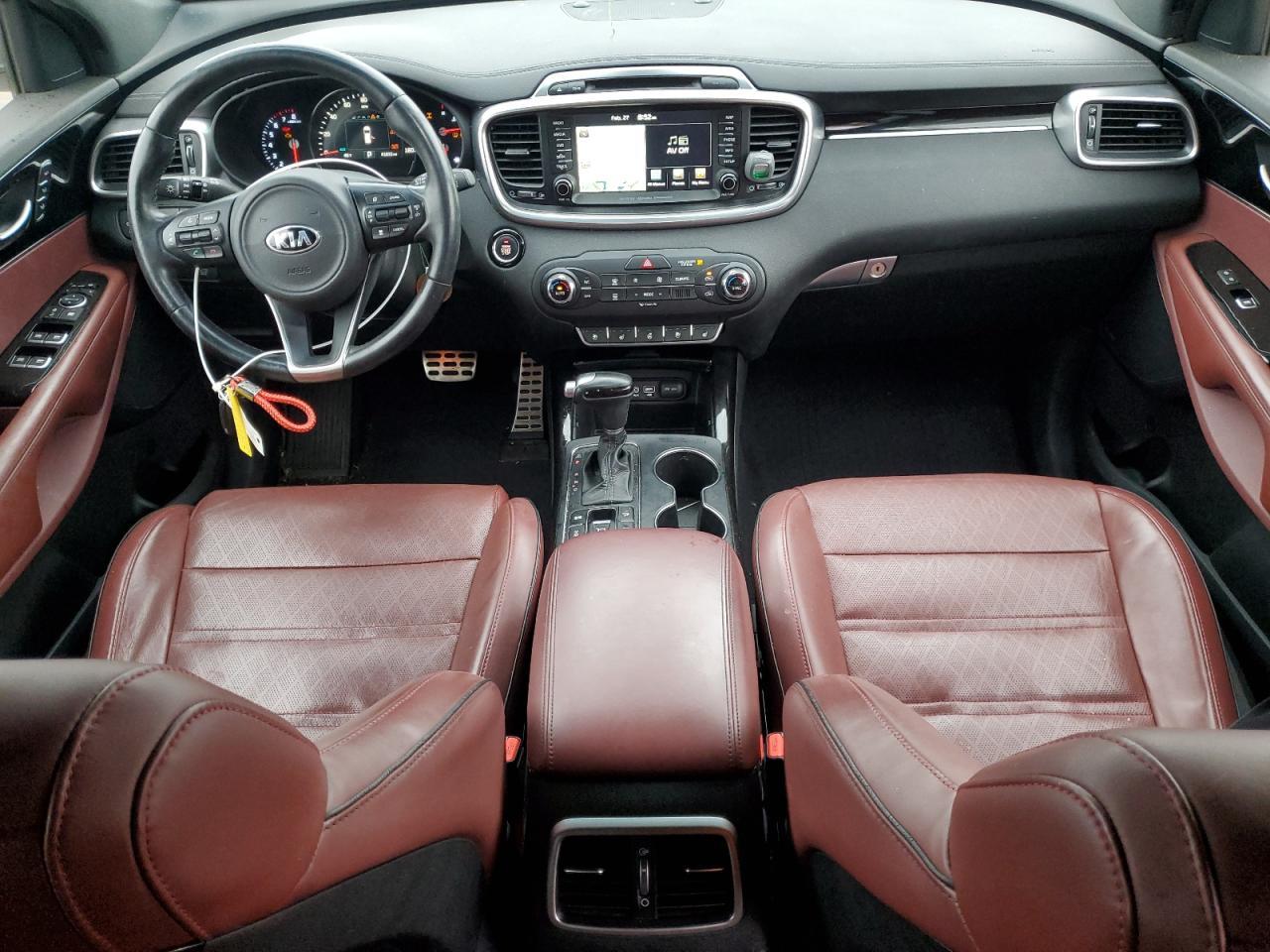 2016 KIA SORENTO