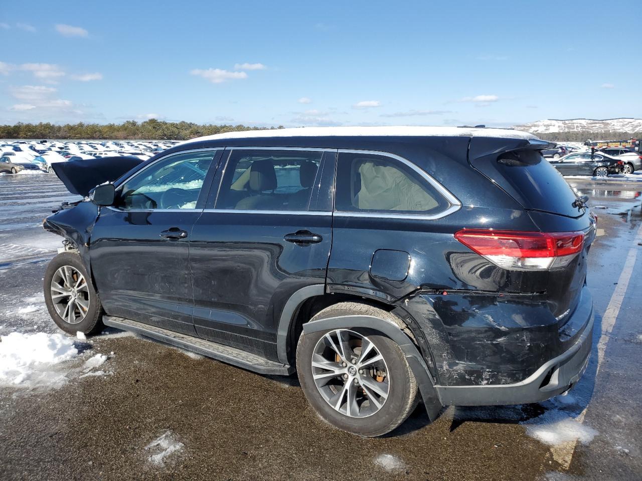 2018 TOYOTA HIGHLANDER