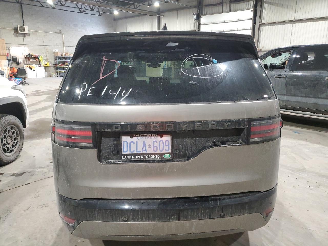 2024 LAND ROVER Discovery