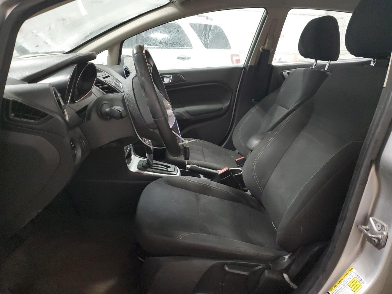2015 FORD Fiesta