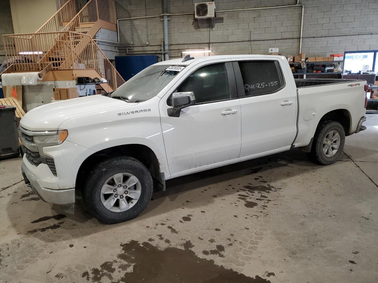 2023 CHEVROLET Silverado