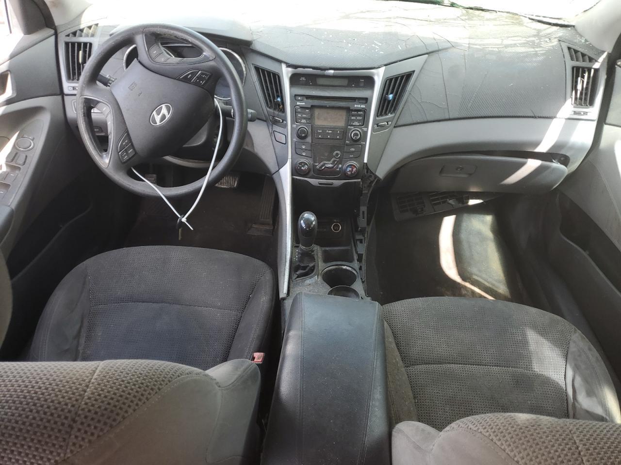 2011 HYUNDAI SONATA