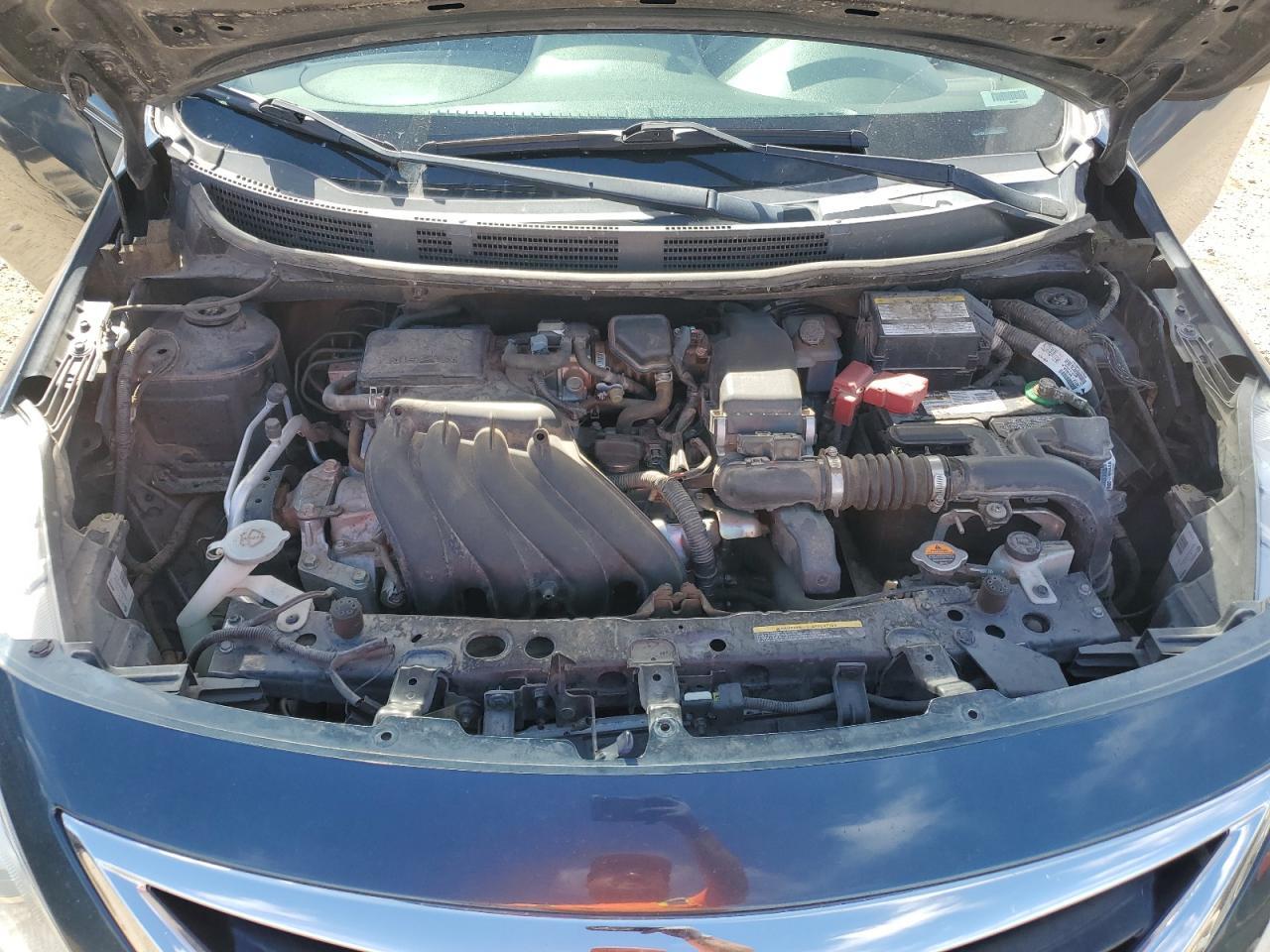 2017 NISSAN VERSA
