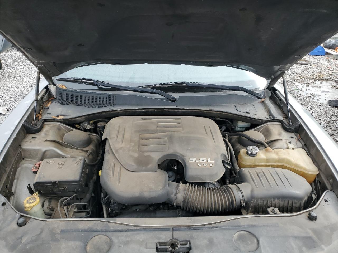 2011 DODGE CHARGER