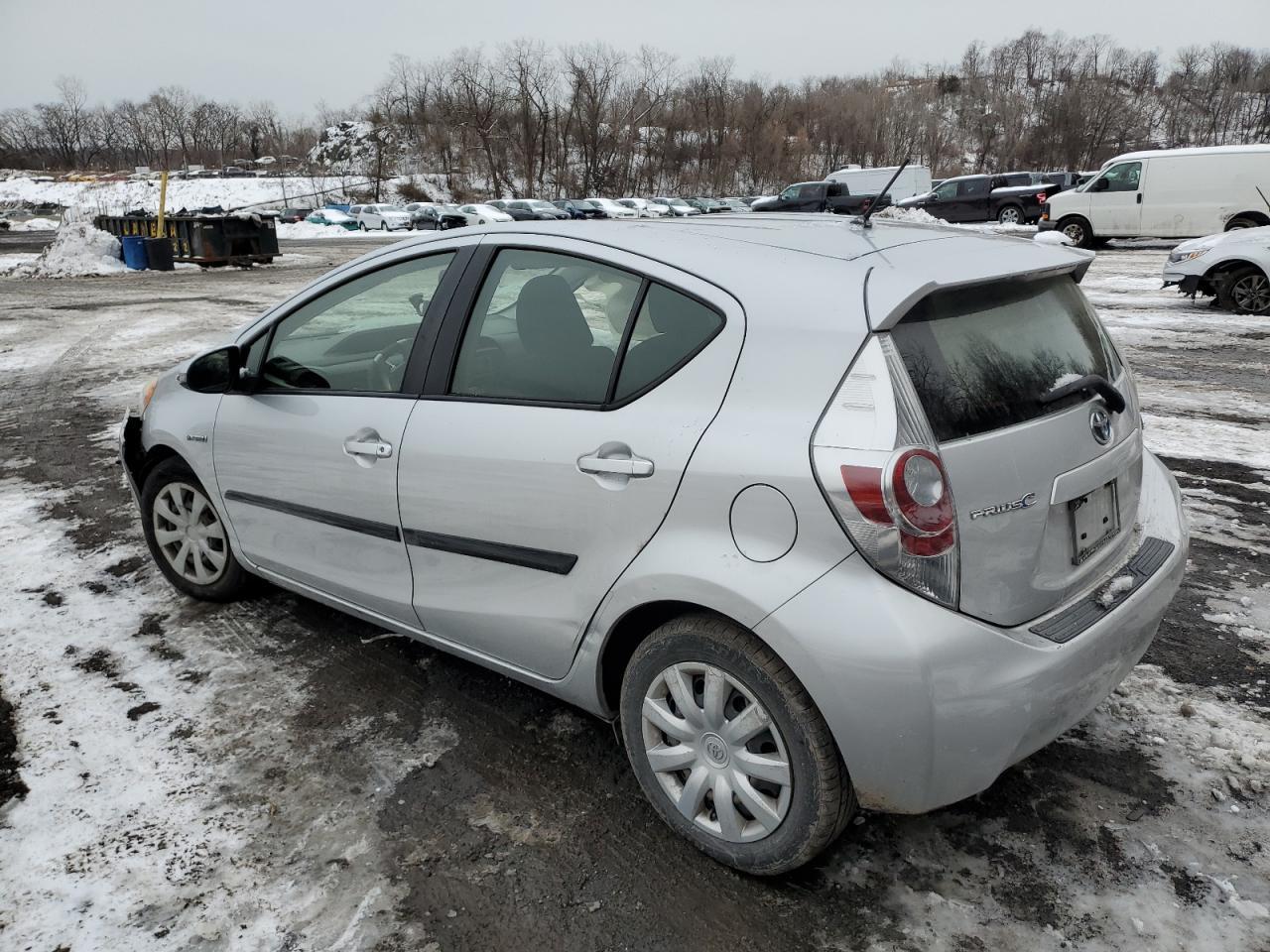 2013 TOYOTA PRIUS