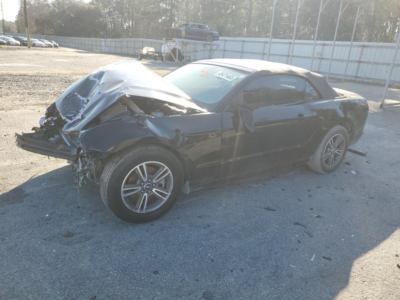 2013 FORD MUSTANG