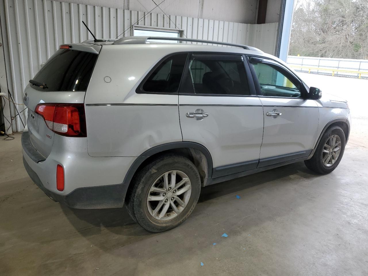 2014 KIA SORENTO